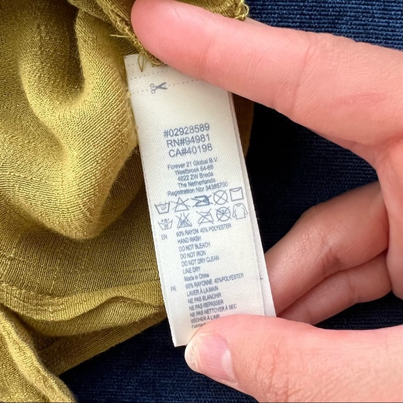 Lime Cropped Sleeveless shirt blouse - Picture 6 of 7